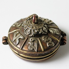 �e�B���V��